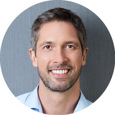 Testimonials faces v15